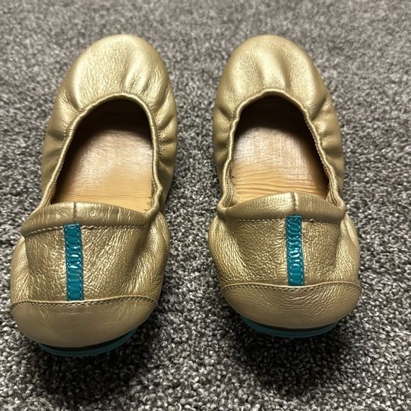 Limited edition Champaign gold Tieks size 10 - Picture 3 of 6